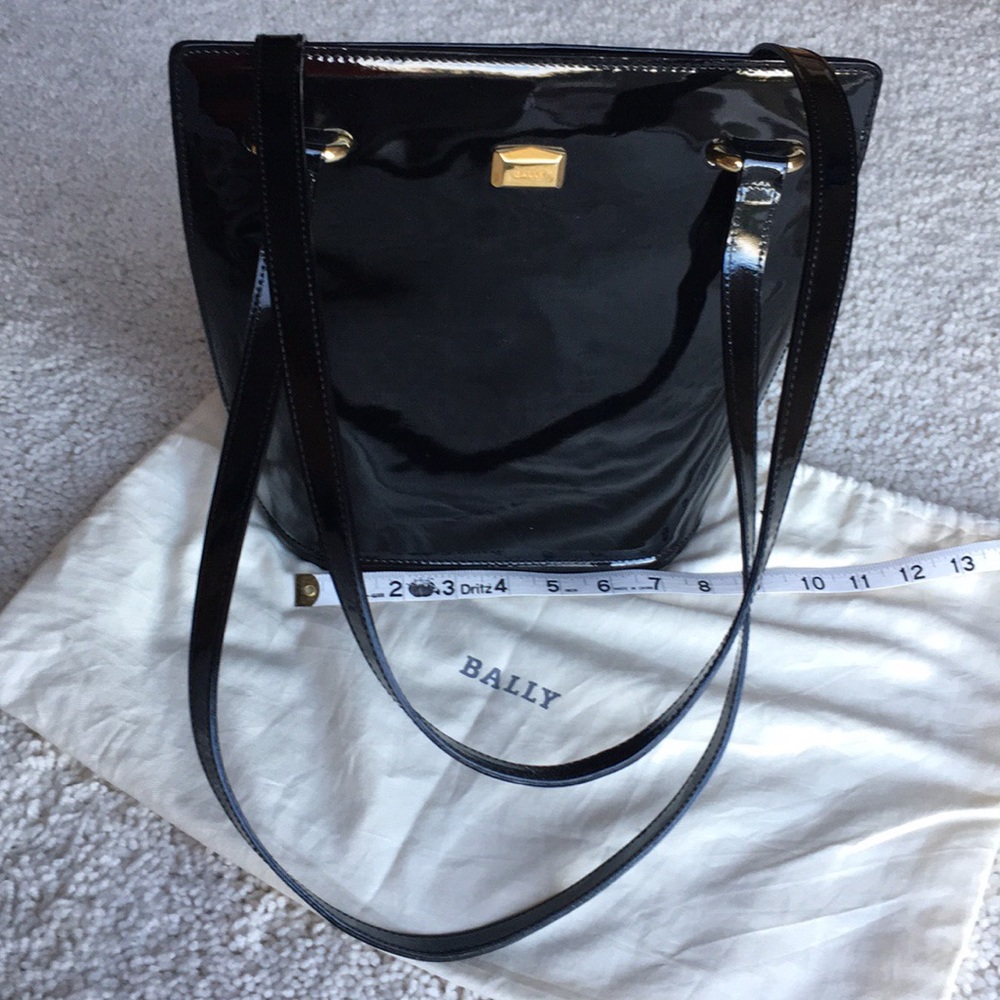 Vintage Bally Bag.     Black Patent Leather.